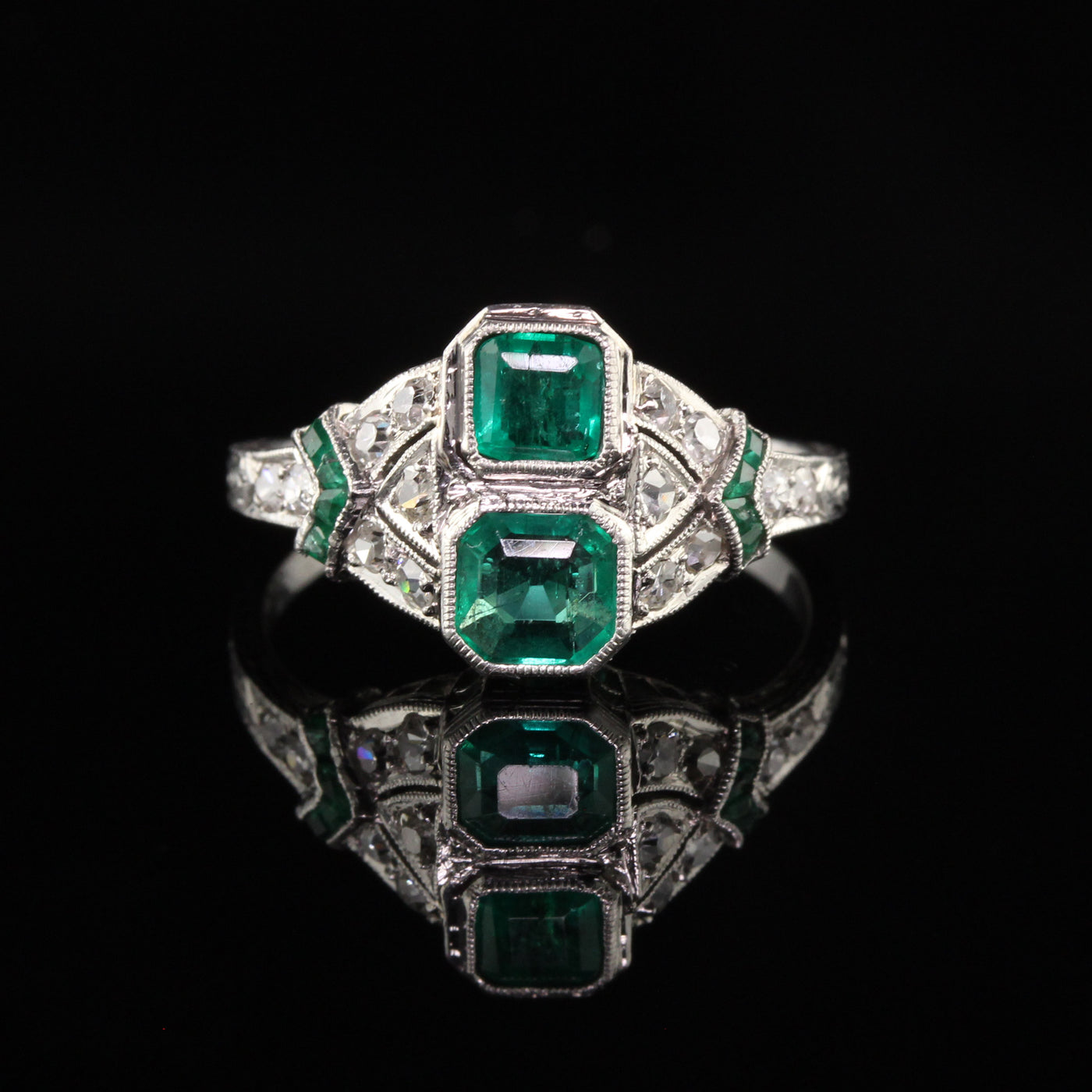Antique Art Deco Platinum Emerald and Diamond Filigree Ring