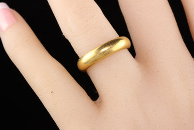 Antique Victorian 18K Yellow Gold Plain Wide Engraved Wedding Band
