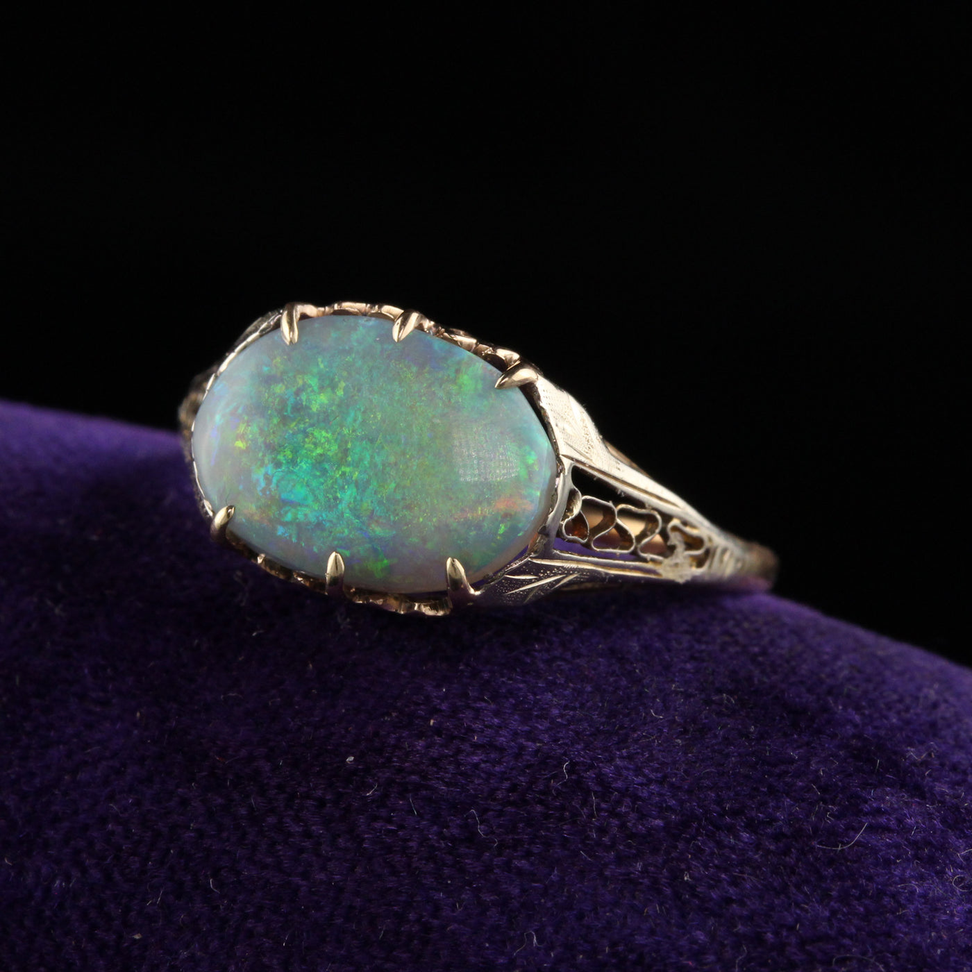 Antique Art Deco 14K Yellow Gold Two Tone Black Opal Filigree Ring