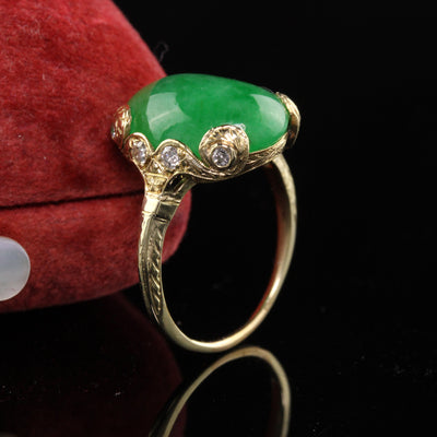 Antique Art Deco 18K Yellow Gold Cabochon Jade and Old European Diamond Ring