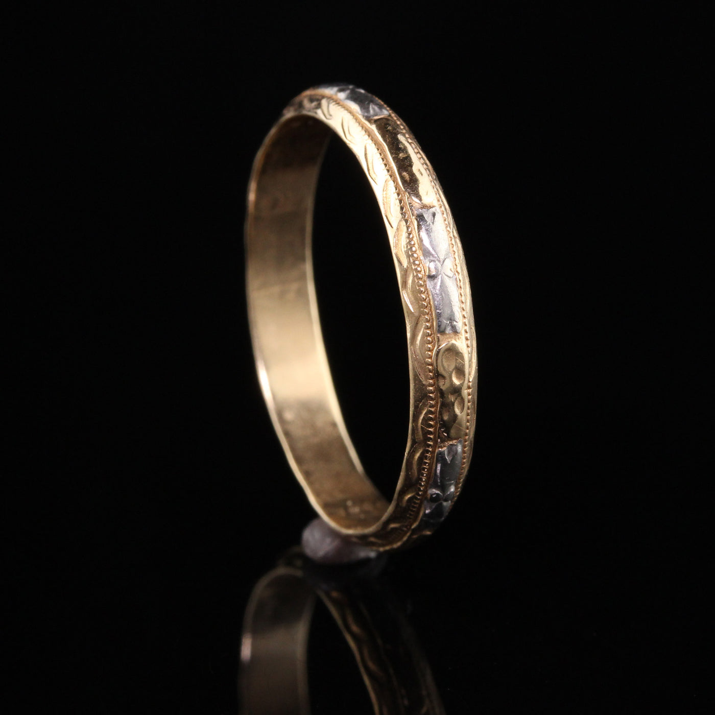 Antique Art Deco 14K Yellow Gold Two Tone Engraved Wedding Band - Size 10 1/2