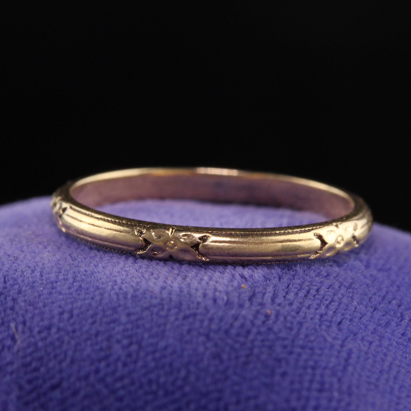 Antique Art Deco 14K Yellow Gold Engraved Wedding Band - Size 5 1/4