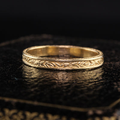 Antique Art Deco 14K Yellow Gold Engraved Wedding Band - Size 7 1/4