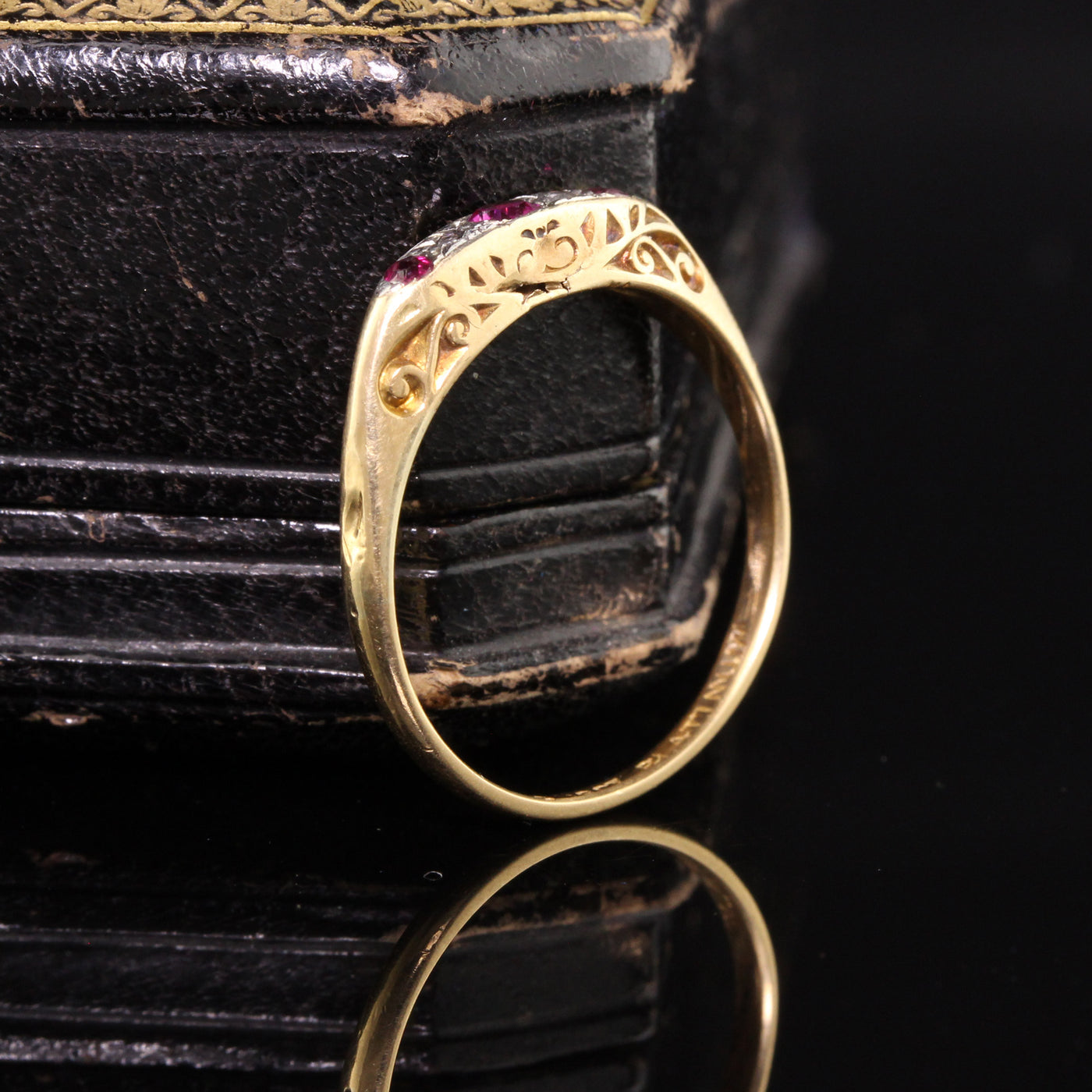 Antique Edwardian 18K Yellow Gold Platinum Top Rose Cut Diamond Ruby Ring