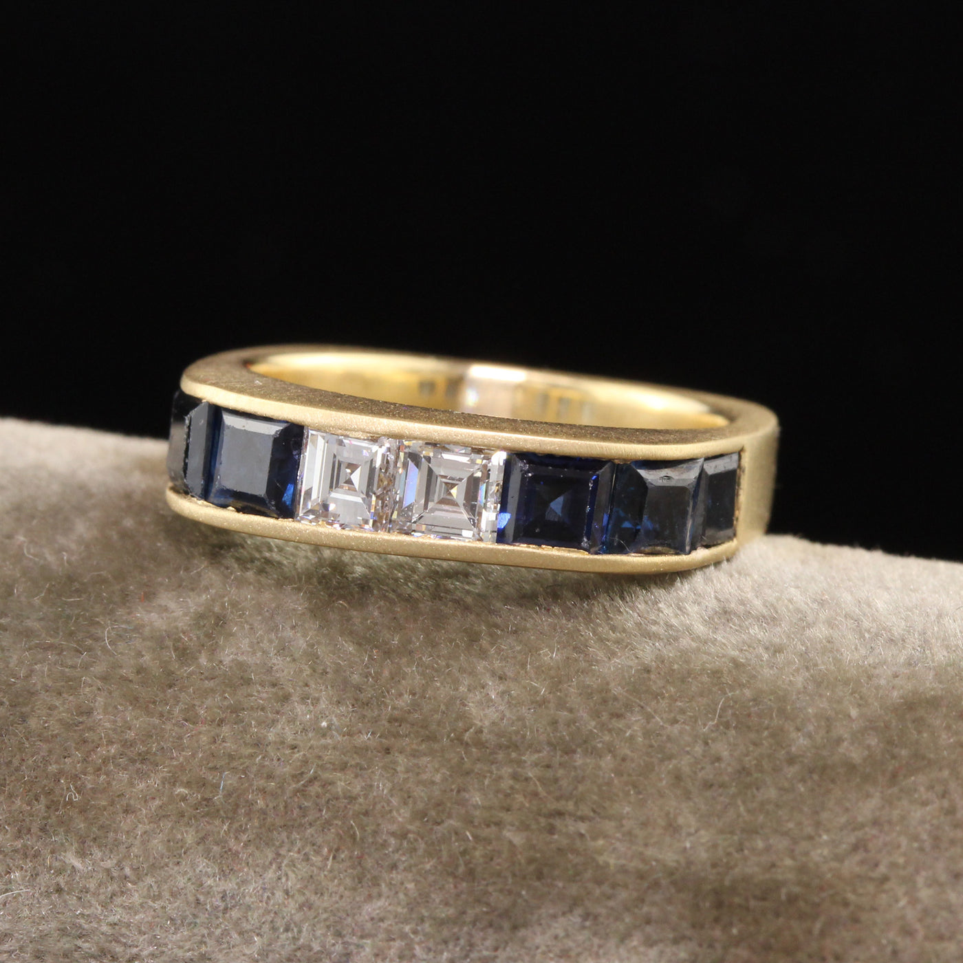 Vintage Retro 18K Yellow Gold Carre Cut Diamond and Sapphire Band
