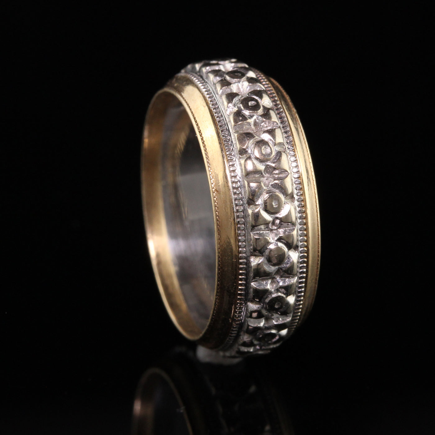 Antique Art Deco 14K Yellow and White Gold Engraved Blossom Wedding Band