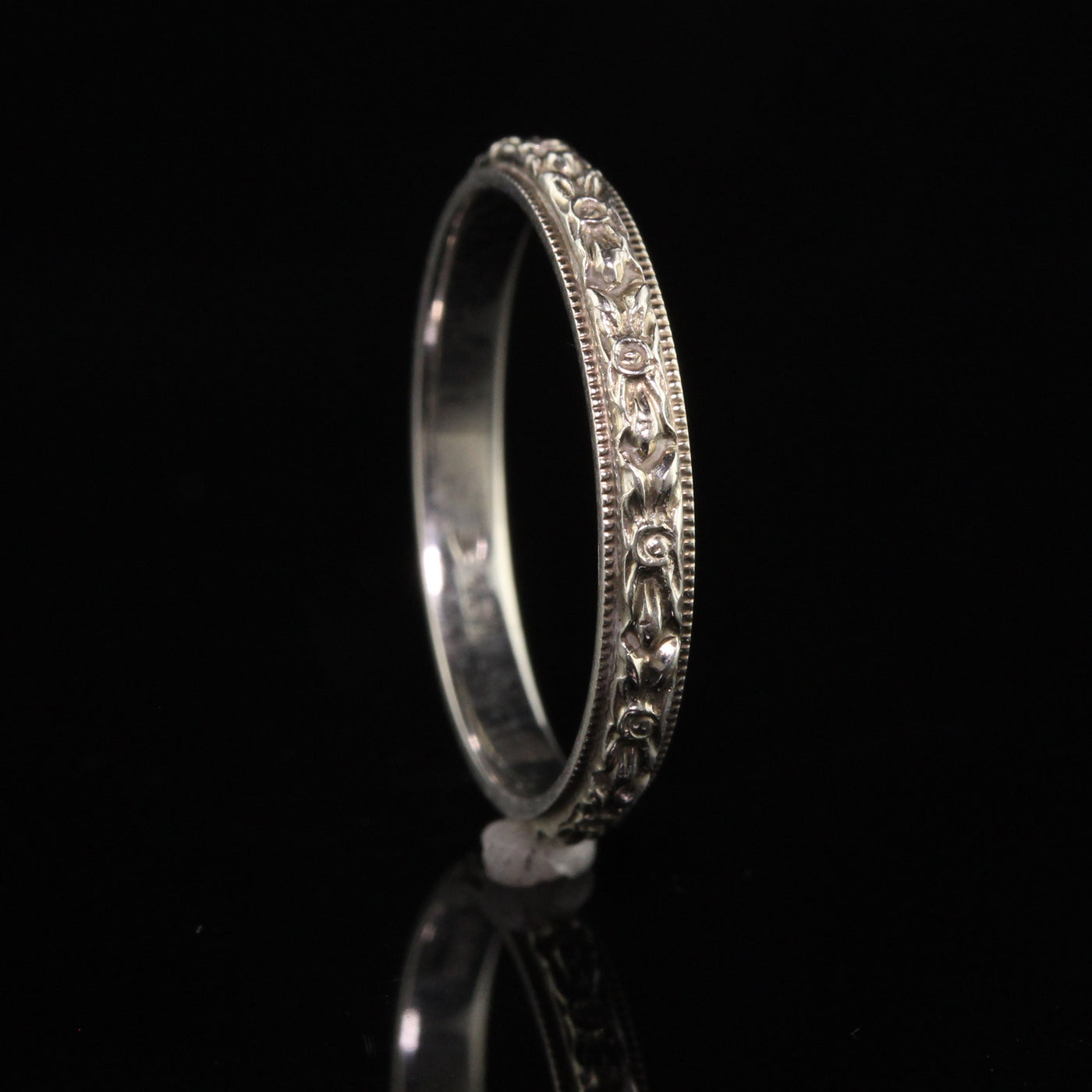 Antique Art Deco Wood and Sons 18K White Gold Engraved Blossom Wedding Band