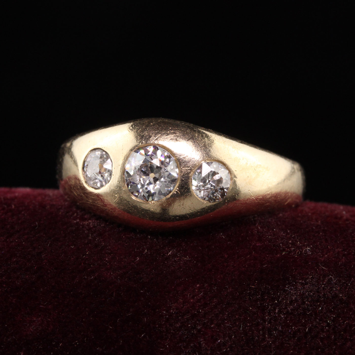 Antique Victorian 14K Yellow Gold Old Mine Cut Diamond Three Stone Gypsy Ring