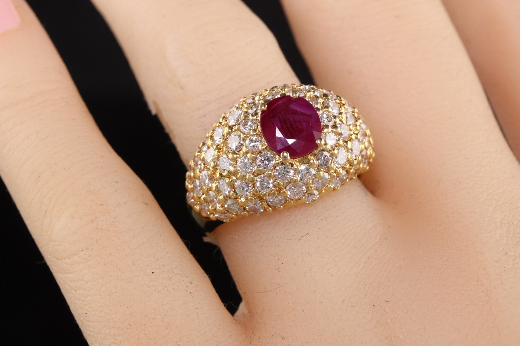 Vintage Estate 18K Yellow Gold Burma Ruby and Diamond Bombe