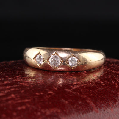 Antique Victorian 14K Yellow Gold Old Mine Cut Diamond Three Stone Ring