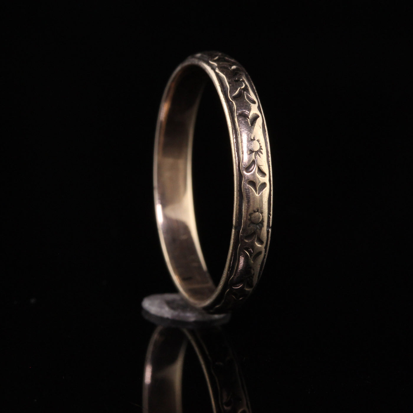 Antique Art Deco 10K Yellow Gold Engraved Wedding Band - Size 6 1/4