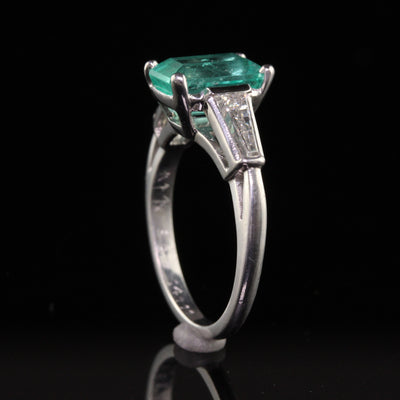 Vintage Retro Platinum Colombian Emerald Diamond Baguette Engagement Ring