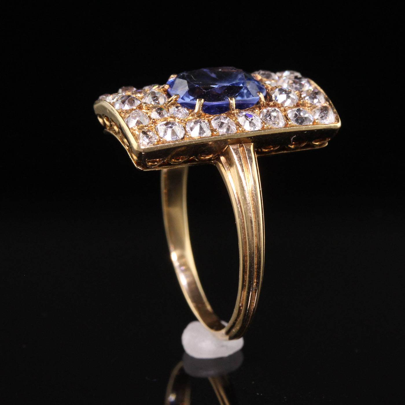 Antique Victorian 18K Yellow Gold No Heat Sapphire and Diamond Shield Ring - GIA